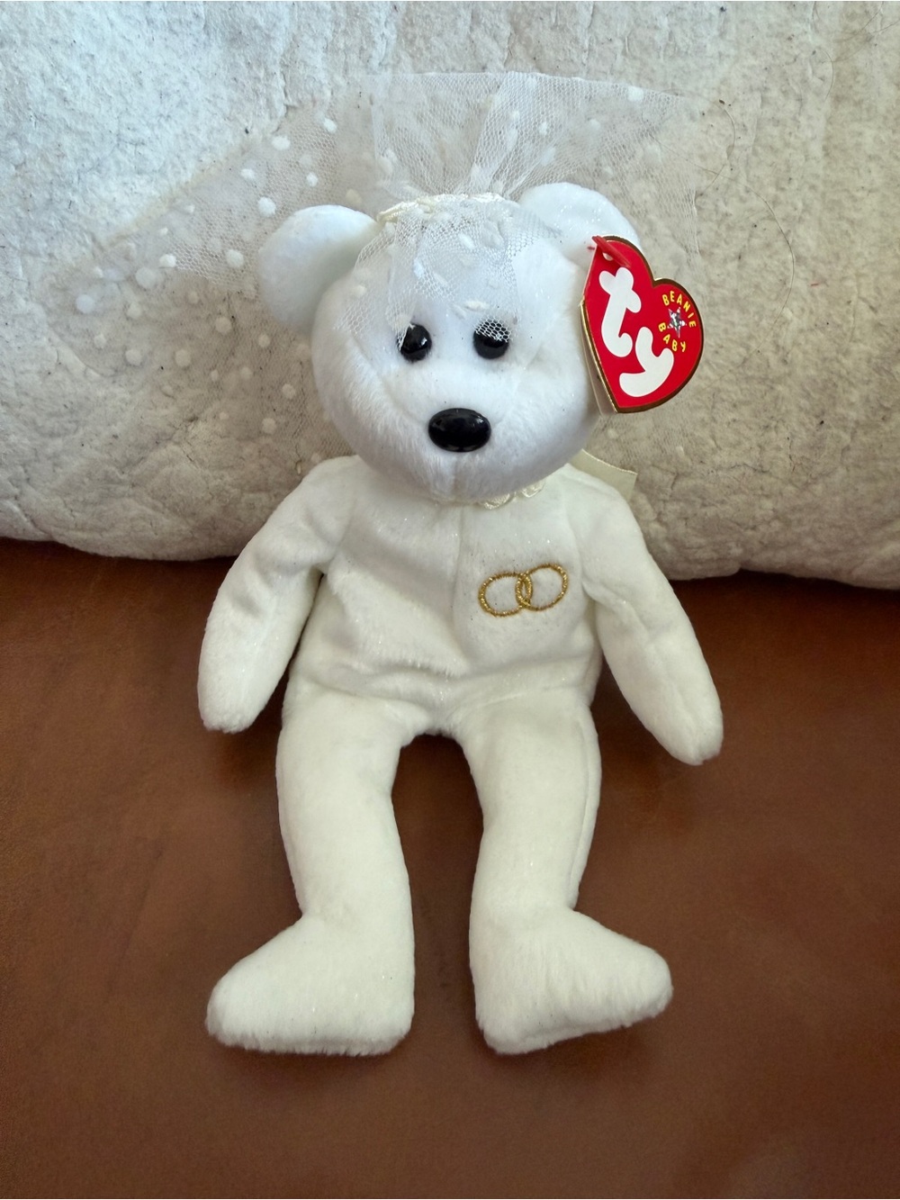 Ty Beanie Baby NWT Mrs. White Wedding Bear Plush with Tulle Veil
